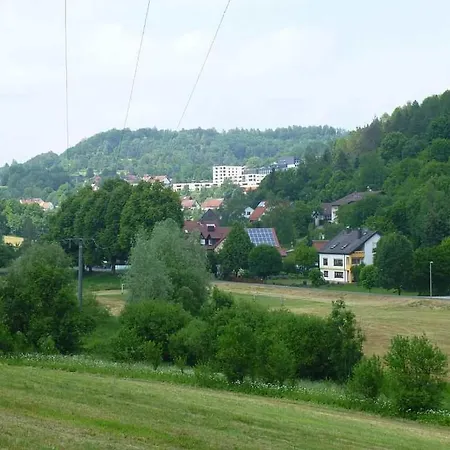 Leicht *